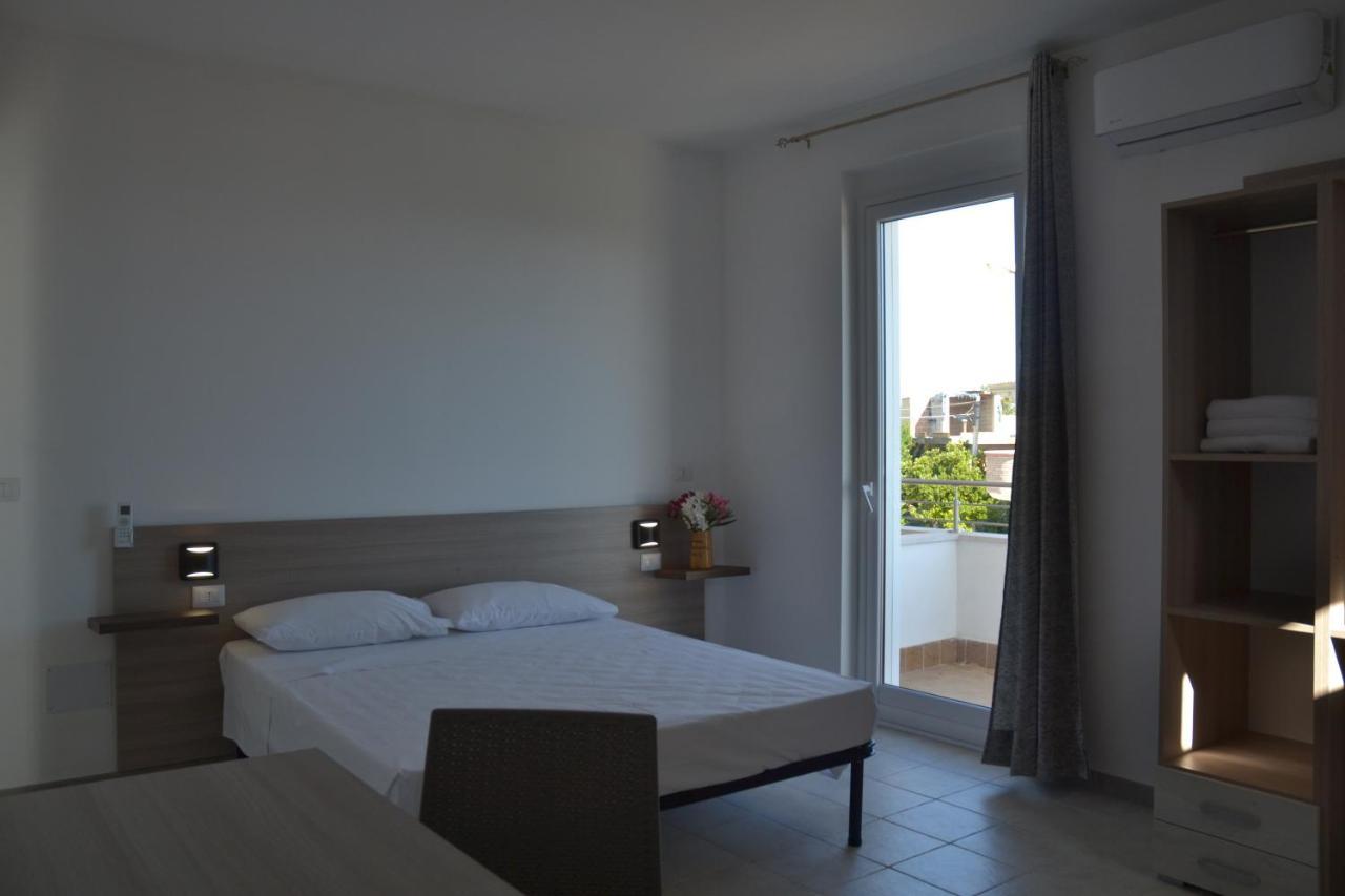 Villa Uria Monolocali Con E Senza Angolo Cottura Ischitella Extérieur photo